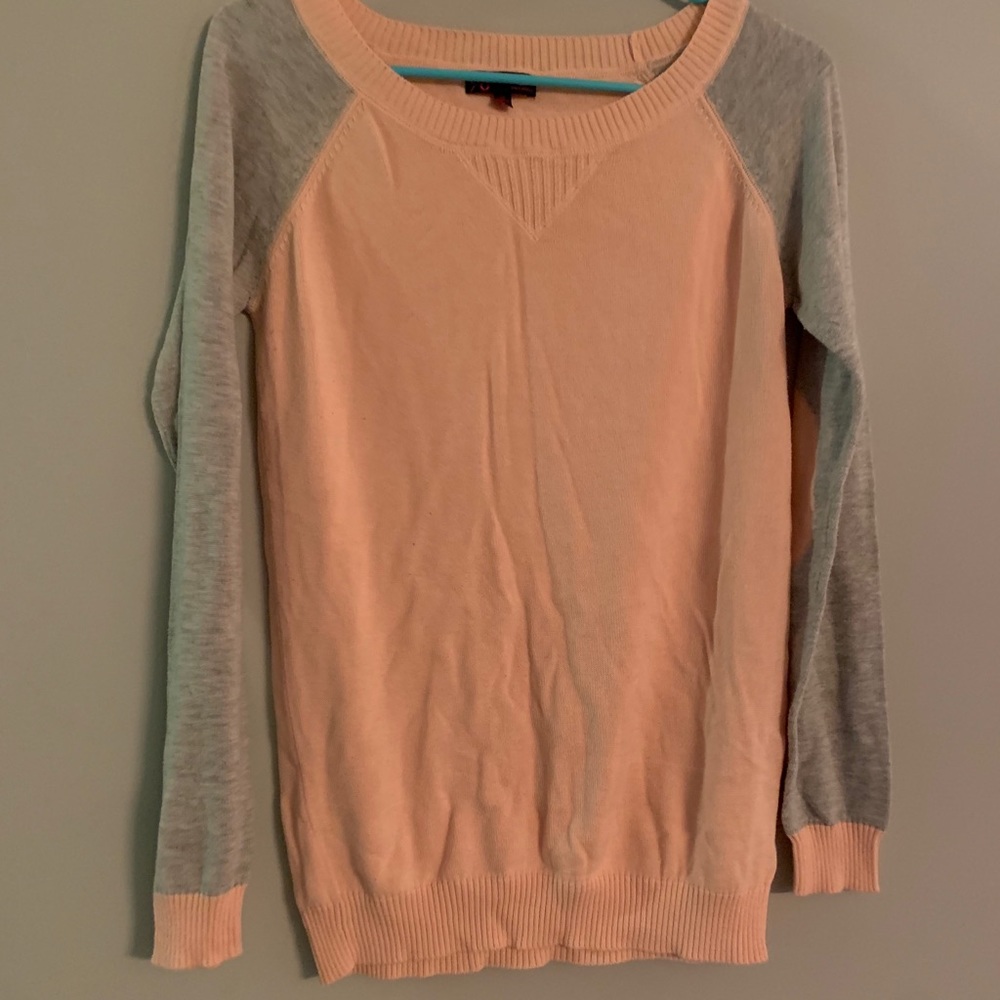 Light sweatshirt